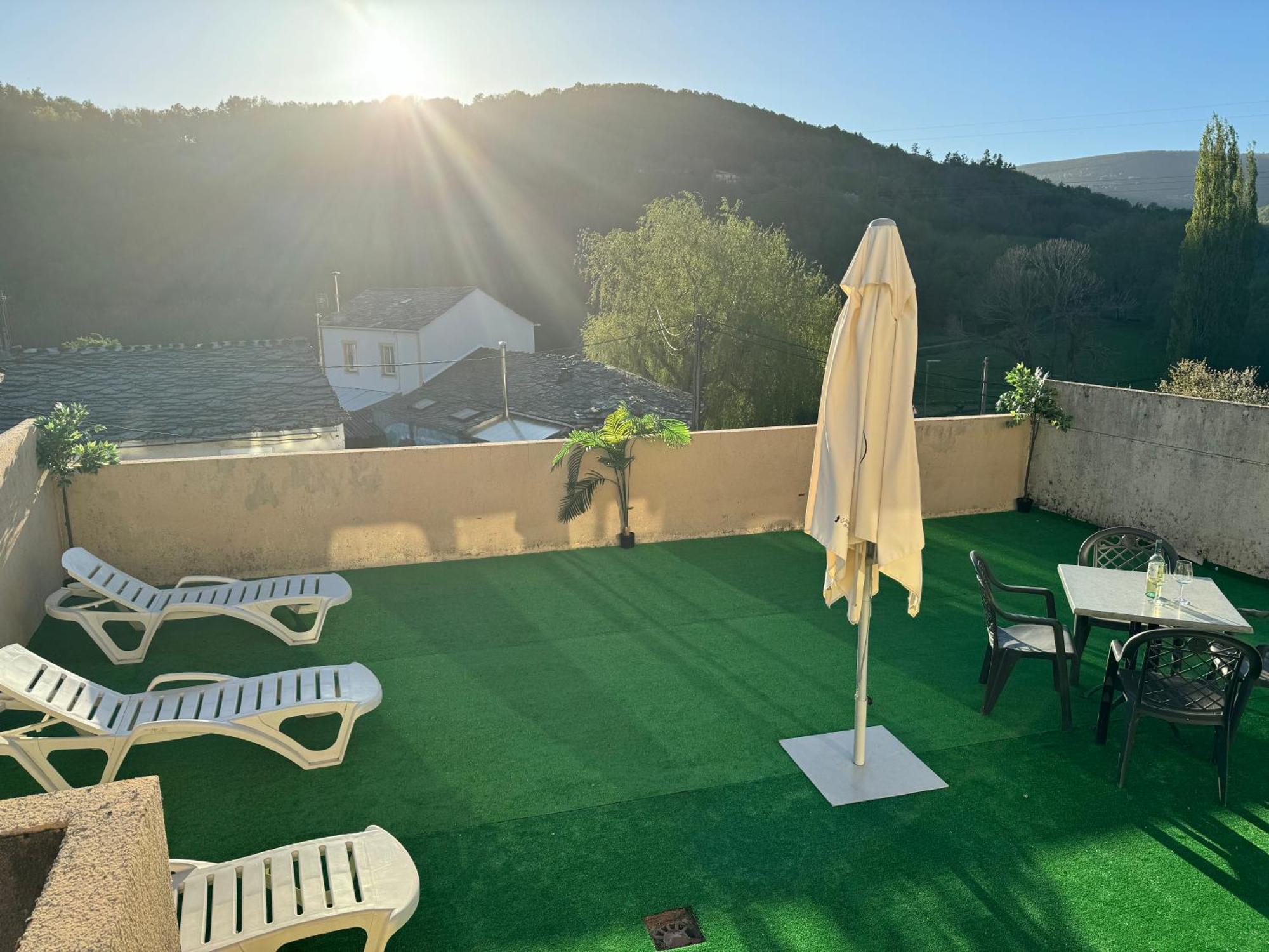 Triacastela Sunset Terrace Exterior foto